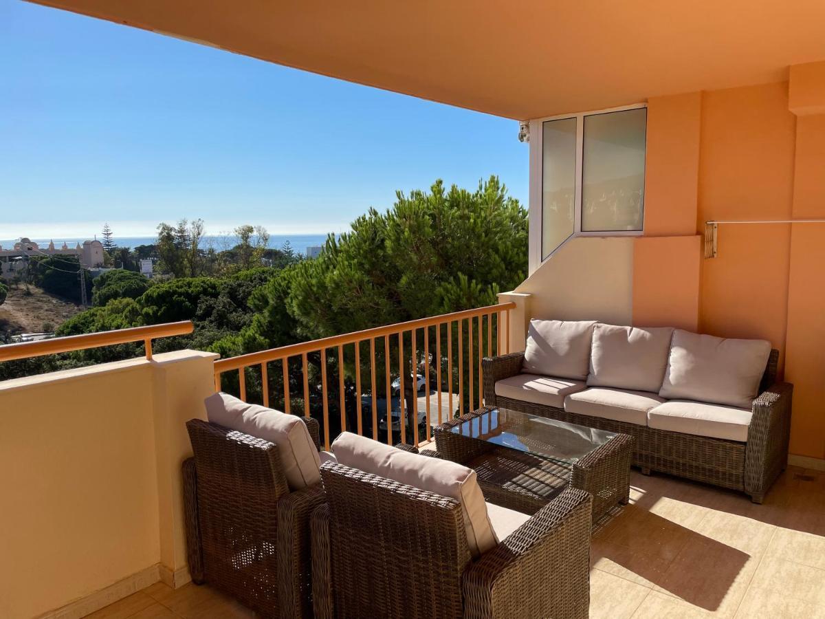 Beautiful Holiday Apartment 2 Bedroom Beach And Pool Malaga Marbella Calahonda Royale Mijas Costa Spain Buitenkant foto