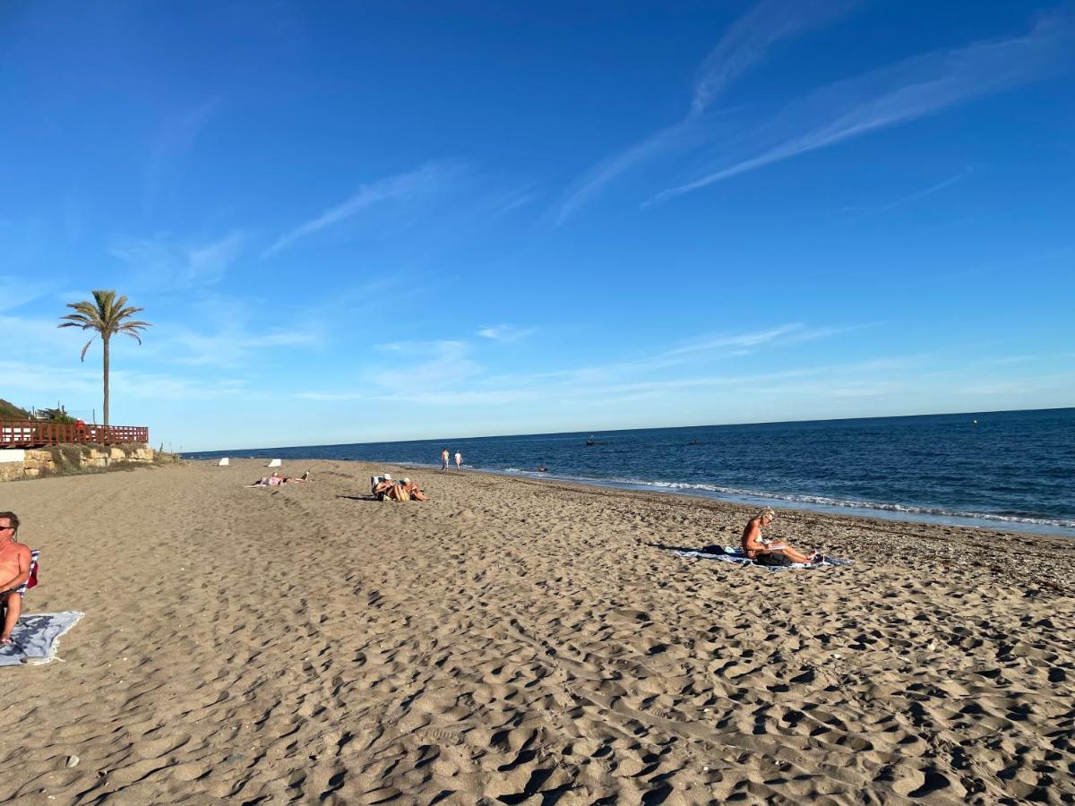 Beautiful Holiday Apartment 2 Bedroom Beach And Pool Malaga Marbella Calahonda Royale Mijas Costa Spain Buitenkant foto